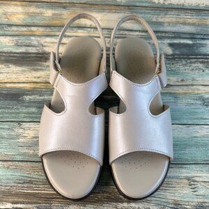 SAS Suntimer Comfort Sandal Womens 9 Narrow Metallic Beige Leather Hook & Loop